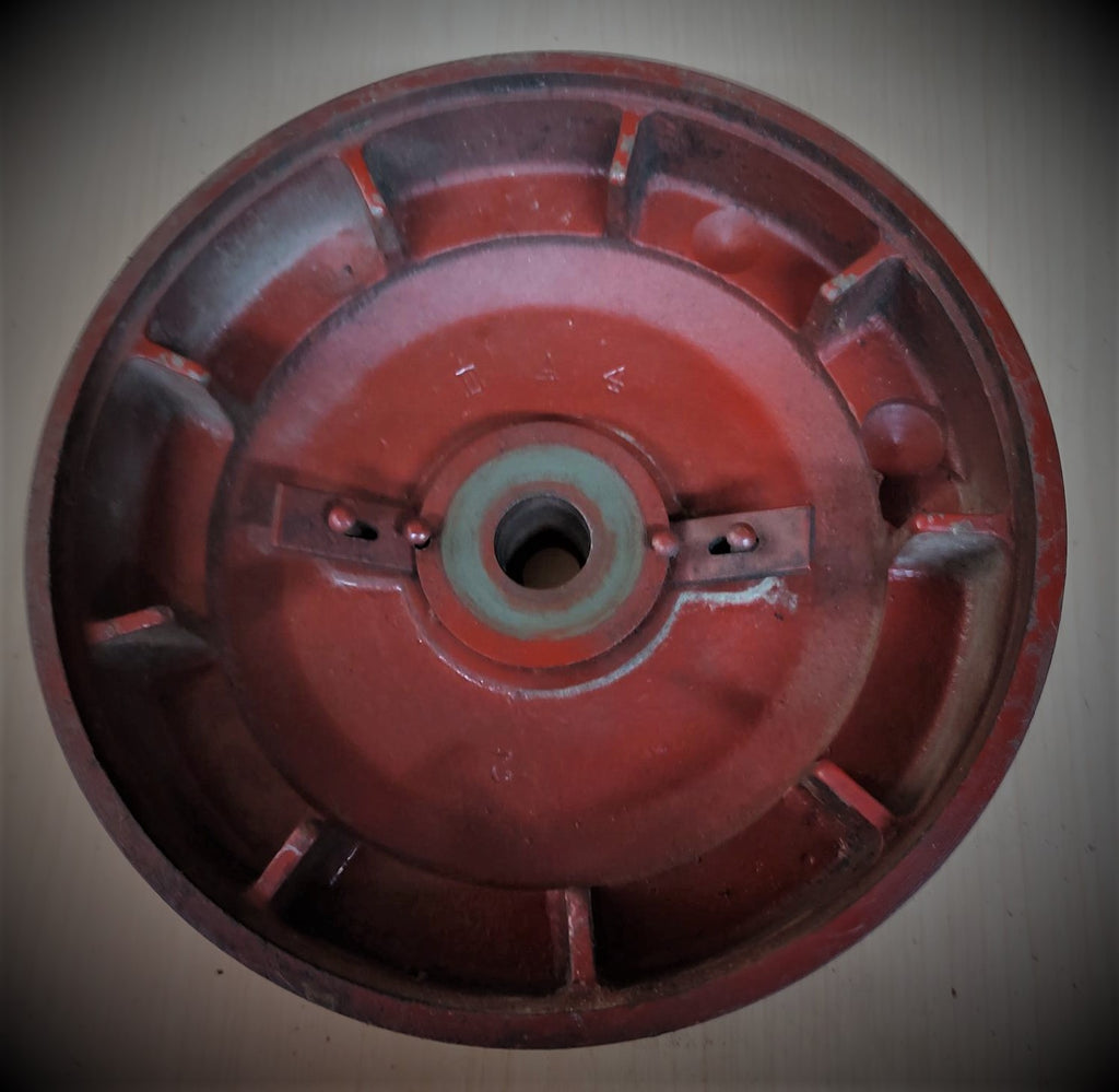 89565 EA4 USED Briggs & Stratton Governor Flywheel Model FH