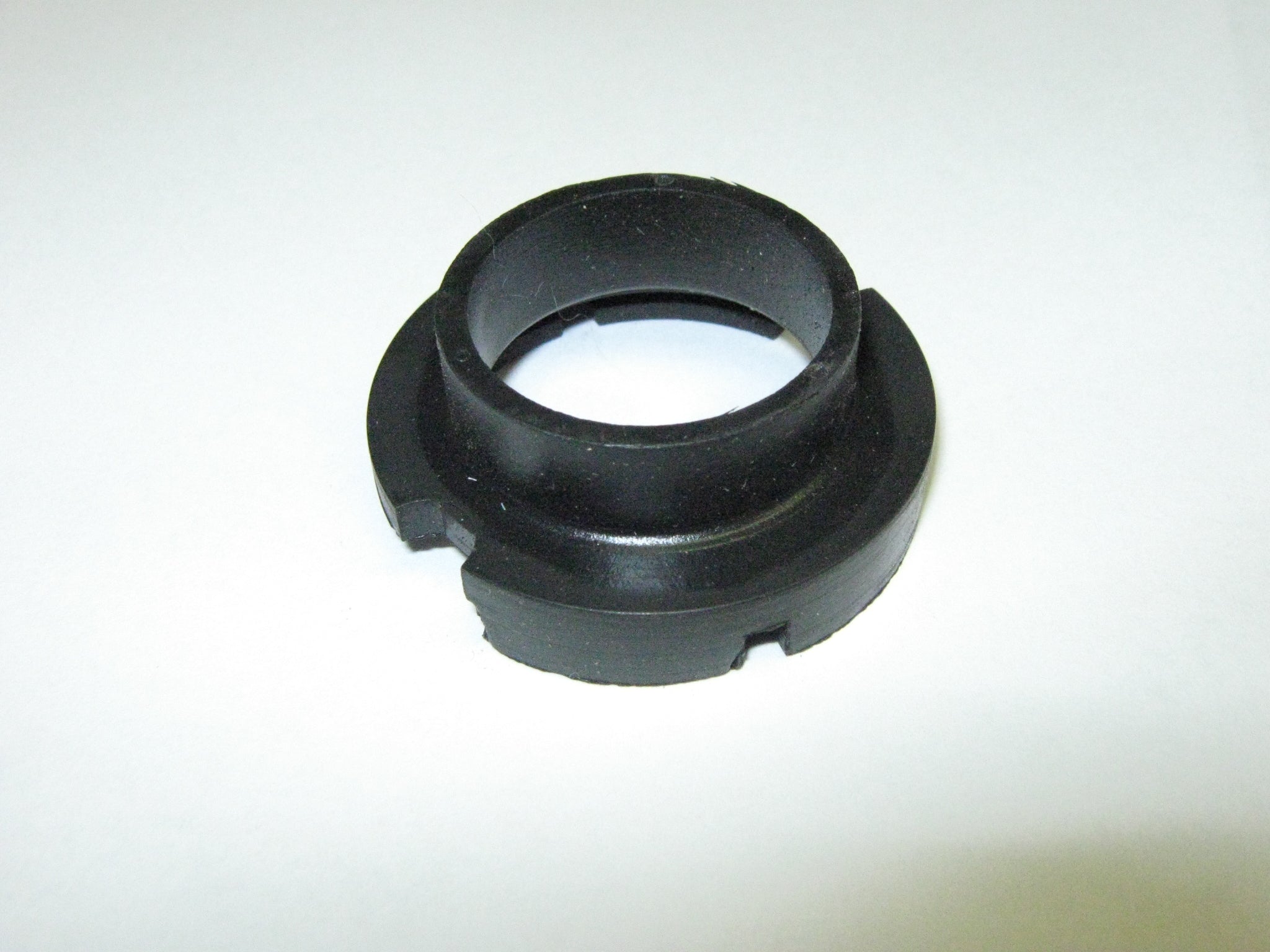 27660 Briggs Gasket Air Cleaner Mount