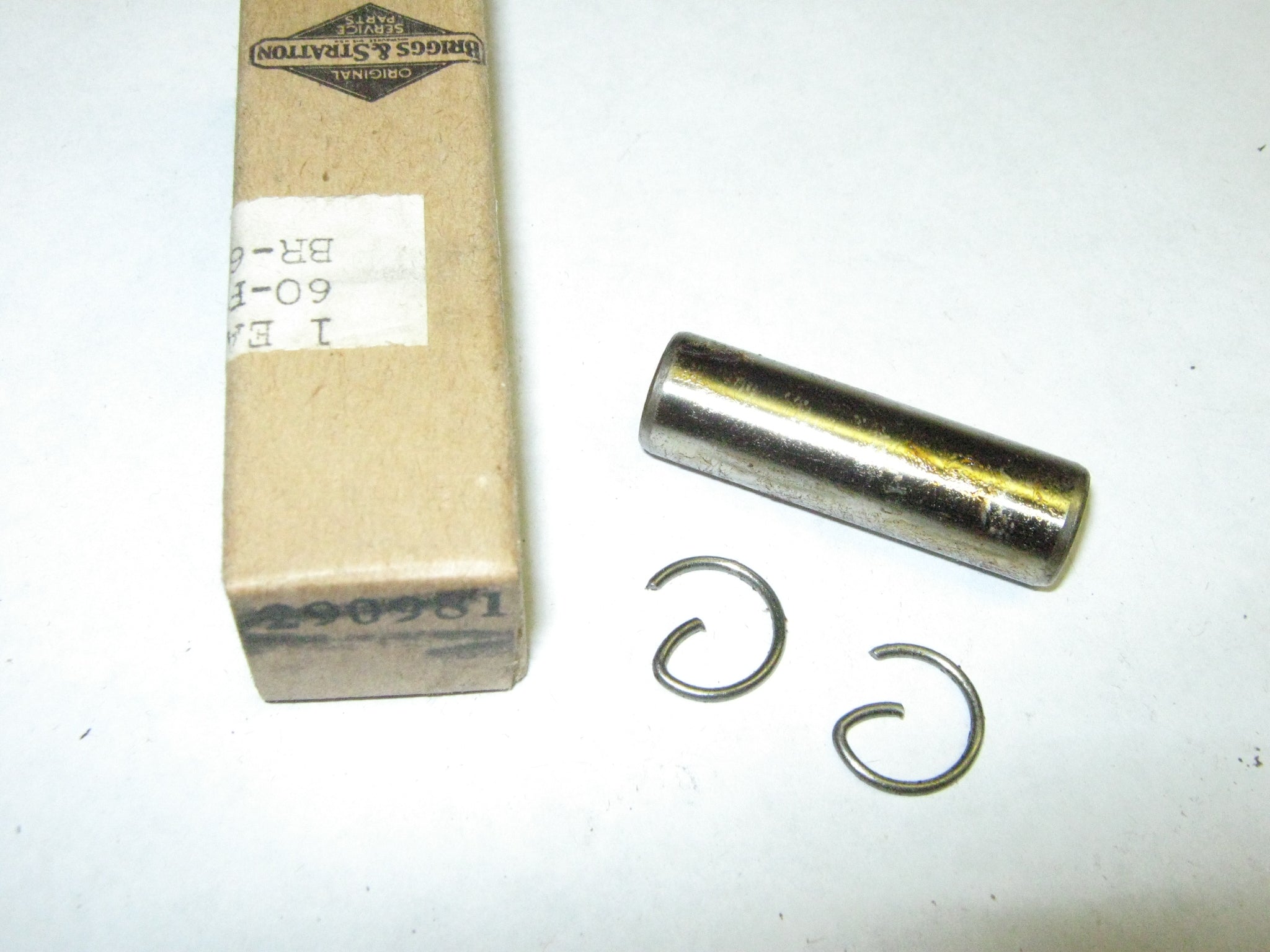 290981 Briggs Gas Engine Piston Pin. .005 Oversize.