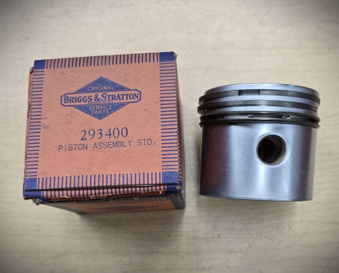 293400 NOS Piston & Rings Standard