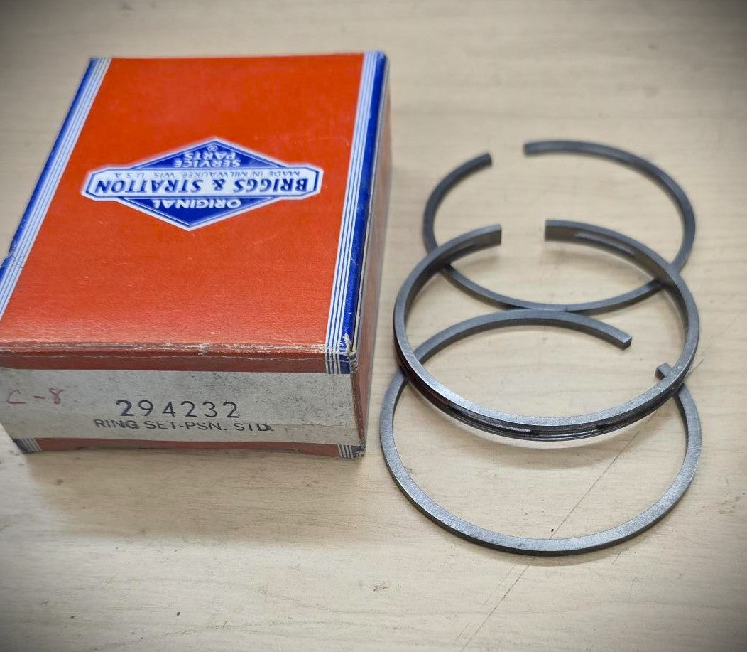 294232 NOS Piston Rings Standard