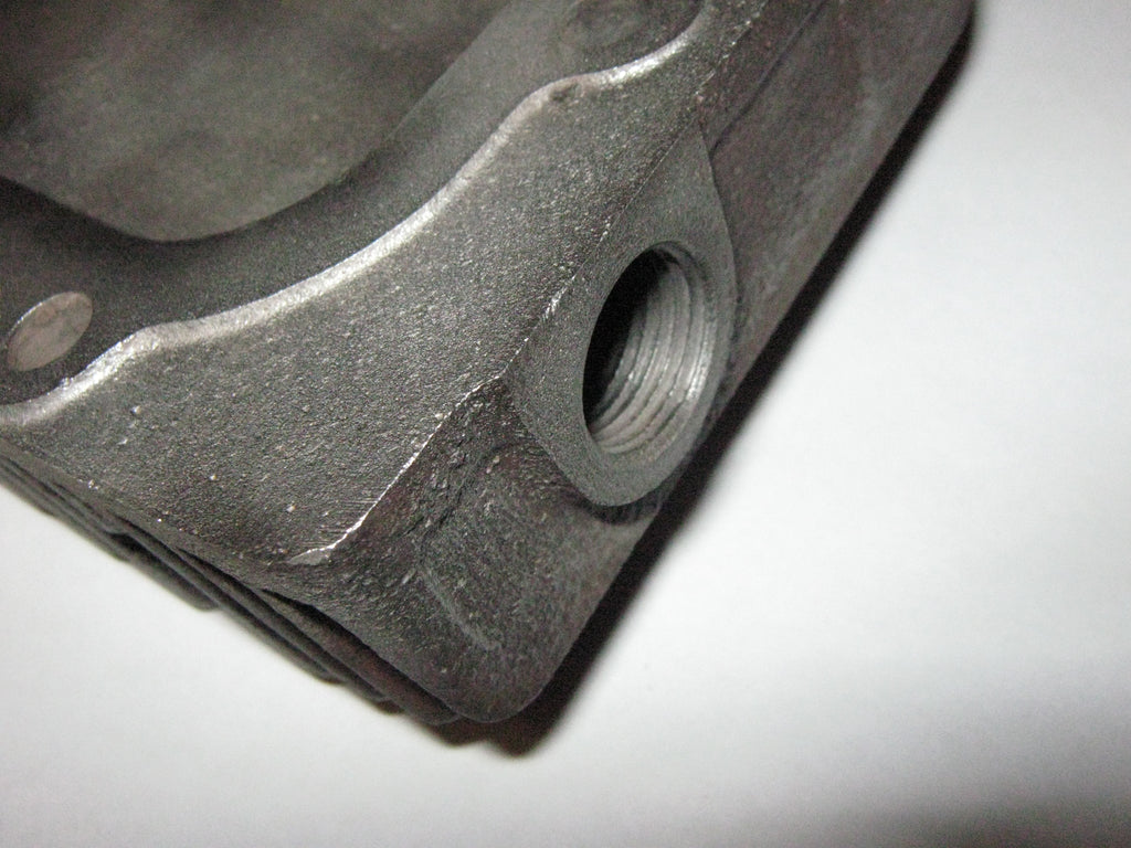 Antique Briggs Engine Cast Iron Cylinder Head 61030  Model L