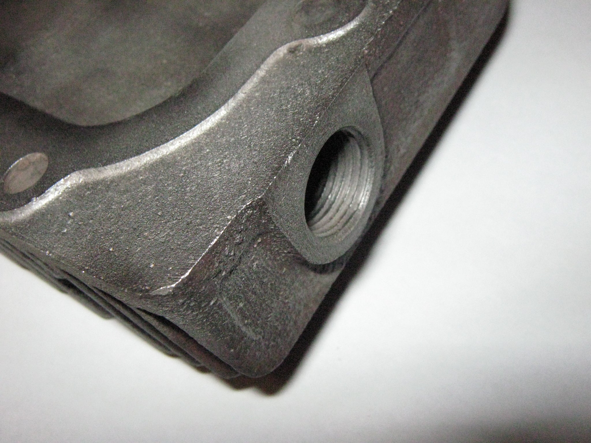 Antique Briggs Engine Cast Iron Cylinder Head 61030  Model L