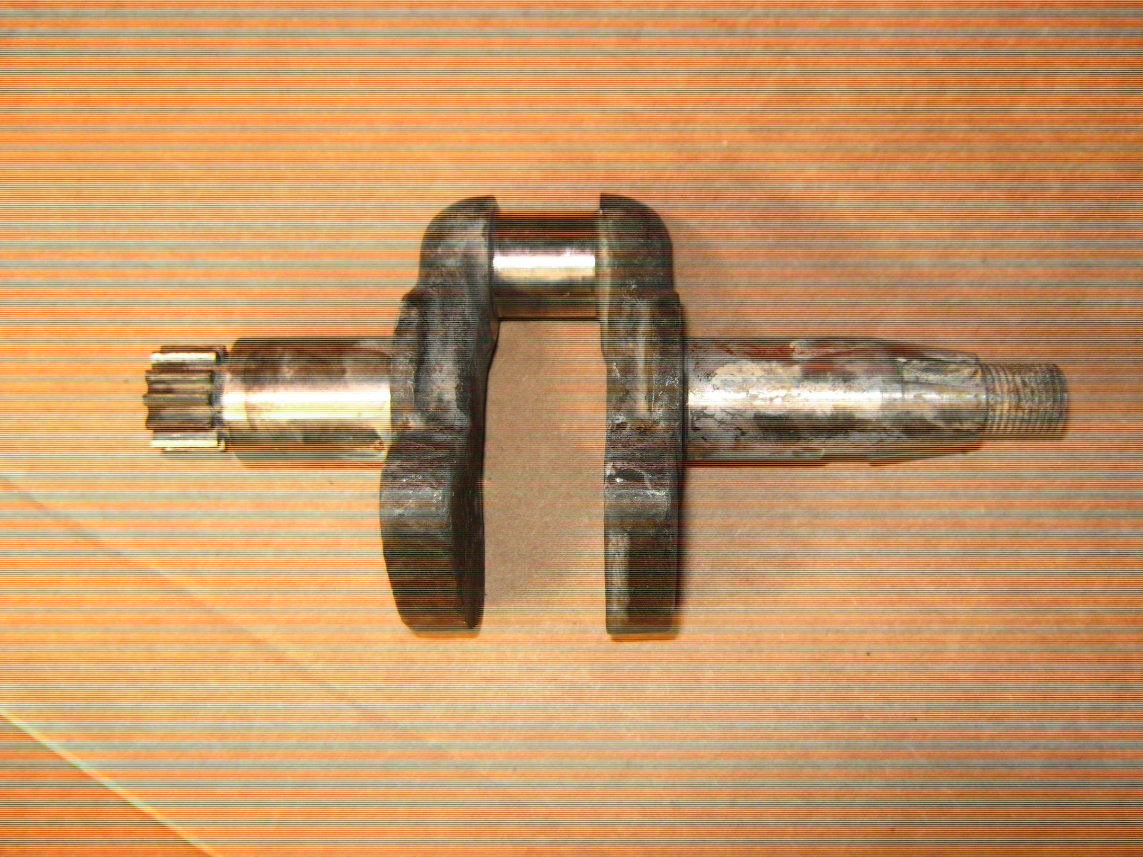 Briggs Crankshaft Model P PB or Motorwheel D. 13A-19